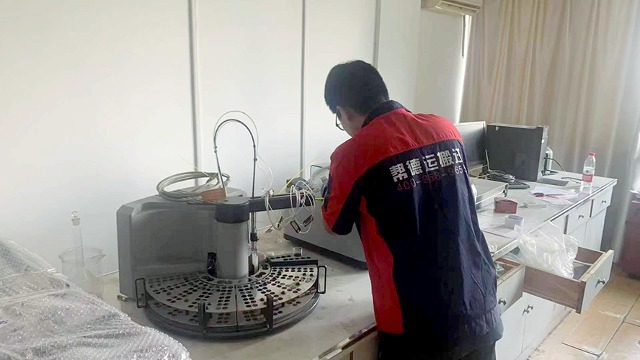 流量流速儀精密儀器搬運(yùn)調(diào)試過程