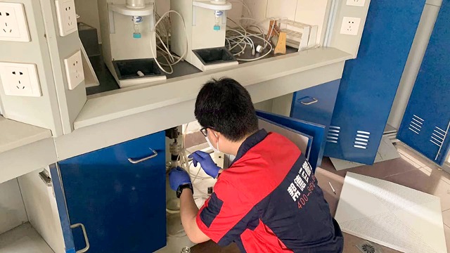 實驗設(shè)備搬運價格
