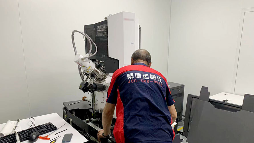 精密設(shè)備搬運(yùn)調(diào)試：自動化與高效化